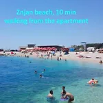 Zenta With Terrace And Sea View, 4 Min Walk To The * Split