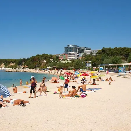 Zenta With Terrace And Sea View, 4 Min Walk To The 아파트