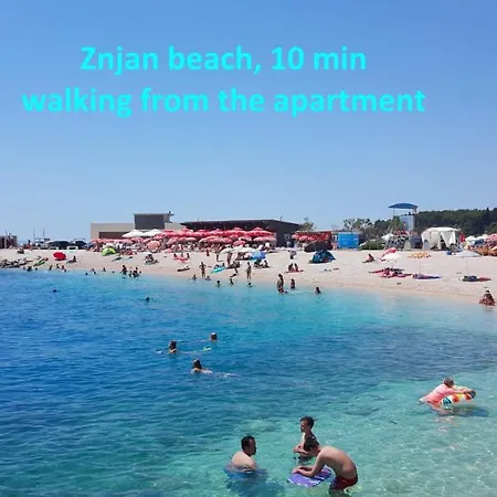 Zenta With Terrace And Sea View, 4 Min Walk To The * Split