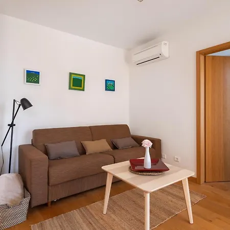 Zenta With Terrace And Sea View, 4 Min Walk To The *