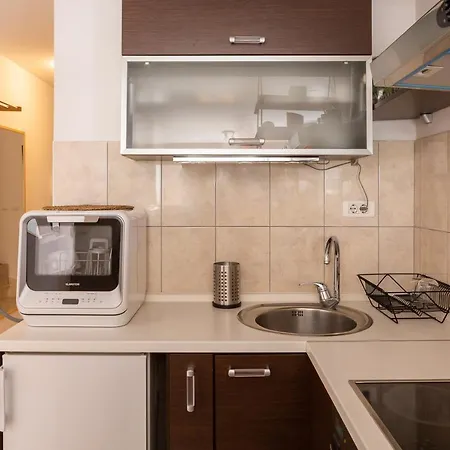 Apartamento Zenta With Terrace And Sea View, 4 Min Walk To The Split